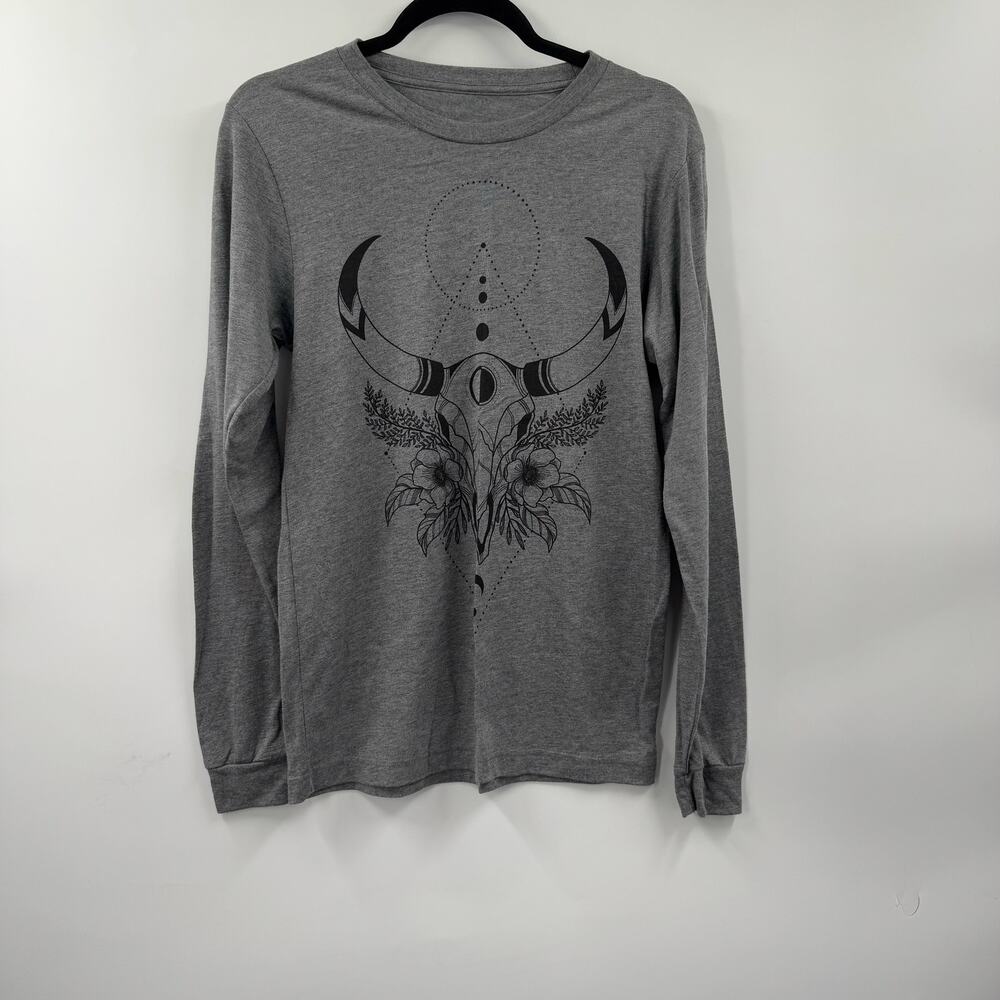 NWOT Curbside Bison skull gray long sleeve t shirt